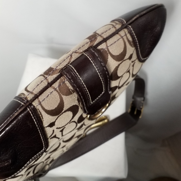 Coach Hampton Hobo Bag - Picture 6 of 8